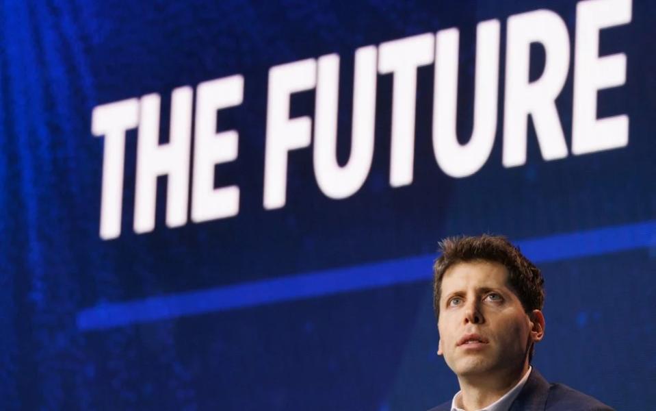 Sam Altman, szef OpenAI, przewiduje niebawem wielkie przełomy w technologii i nauce. Dzięki AI