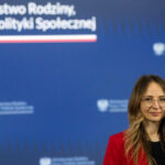 Spór o płacę minimalną. Posługa rodzinna spada poniżej 5000 zł