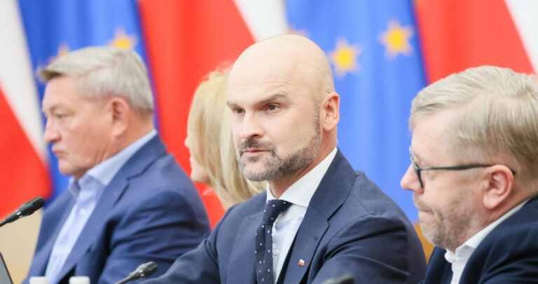 Zmiany w OFE, zakup leków czy sprzedaż samochodu. Nowe pomysły zespołu Brzoski - INFBusiness
