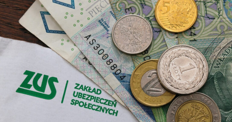 ZUS wysyła 1636 zł. Pieniądze w ciągu 14 dni od zgłoszenia - INFBusiness