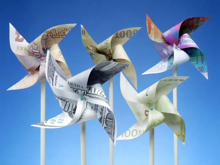 Kursy walut 3 lipca 2025. Ile kosztuje frank szwajcarski, dolar, euro, funt? - INFBusiness