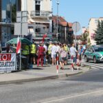 Ruch Obrony Granic głaszcze psa, w Słubicach nic się nie dzieje. Gdzie są ci migranci?