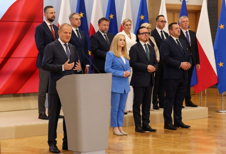 Rekonstrukcja rządu Donald Tuska to bardziej premiera Cyberpunka niż Tour de France - INFBusiness