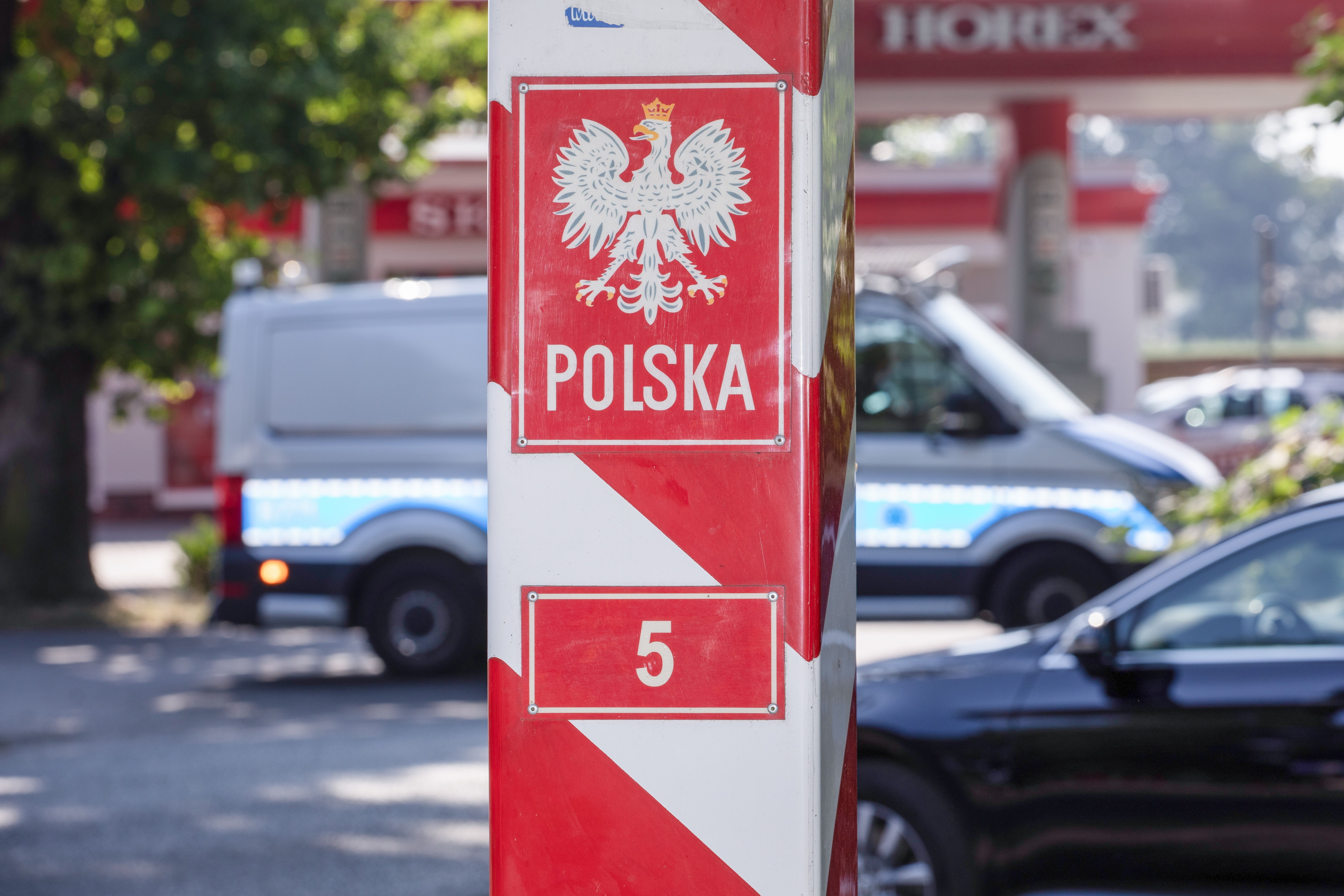 Sondaż: Oto co Polacy myślą o przywróceniu kontroli na granicach z Niemcami i Litwą - INFBusiness