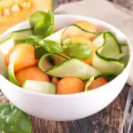 Ogórek i melon na upały. Bosacka poleca zdrowe i odchudzające „skarby lata”.