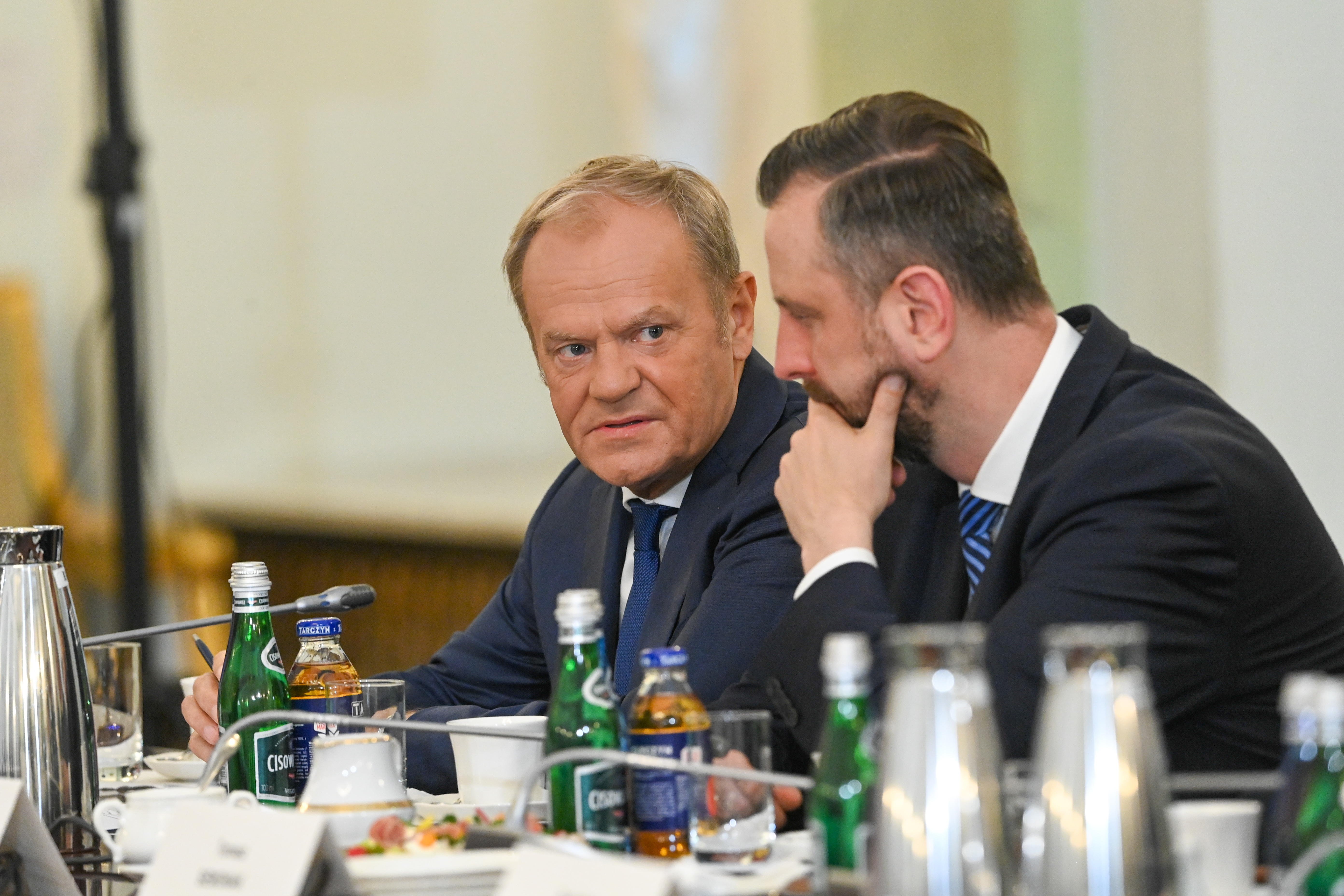Nowy sondaż: Polacy odpowiedzieli, czy ich zdaniem koalicja rządząca przetrwa do końca kadencji Sejmu - INFBusiness