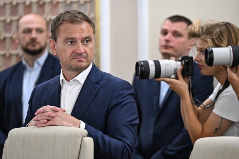 Kto odejdzie z rządu? Jeden z ministrów opublikował pożegnalny wpis - INFBusiness