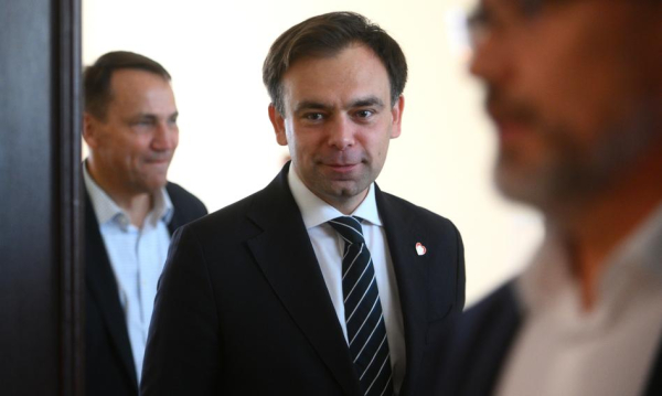 Andrzej Domański posiada w swoim portfelu akcje tych spółek o wartości ok. 830 tys. zł. - INFBusiness