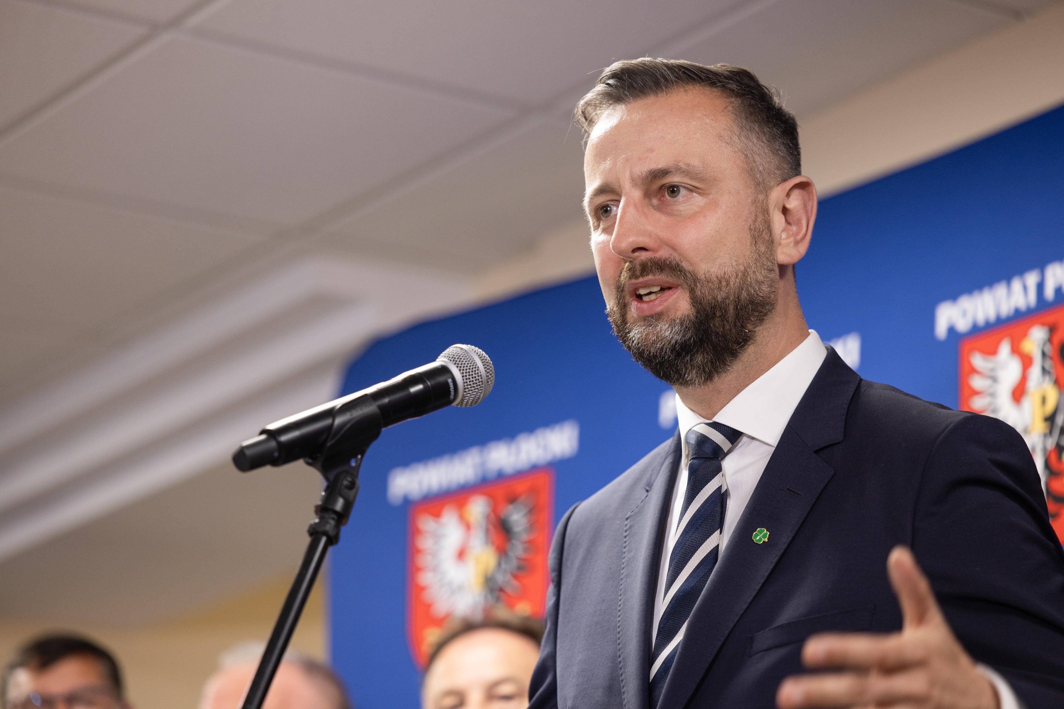 Służby zareagują na wypowiedzi Brauna? Jest apel Władysława Kosiniaka-Kamysza - INFBusiness