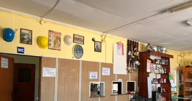 Bar „80dzietka” zamyka się. Wałęsa i Kuroń kiedyś tam bywali. - INFBusiness