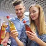 Najlepsze napoje z Lidla na upały – co pić zamiast wody, żeby skutecznie się nawodnić?