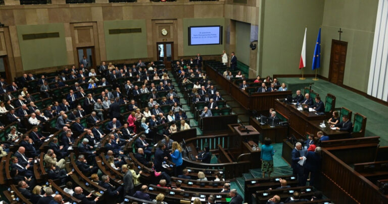 Czy inwestorzy w kryptowaluty będą lepiej chronieni? Zacięta debata w Sejmie - INFBusiness