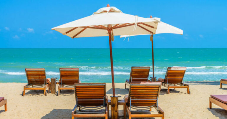 Czym są wakacje all-inclusive? Dla tej grupy są one lepsze niż oferty last minute. - INFBusiness