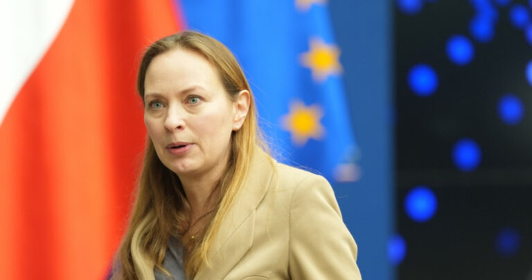 Deweloperzy sprzedają Polakom "pseudometry"? Minister pisze do UOKiK - INFBusiness