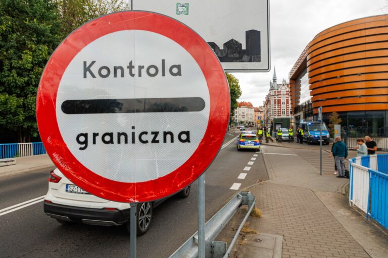 Ruszyły kontrole na granicy z Niemcami i Litwą. Zniechęciły nielegalnych migrantów? - INFBusiness
