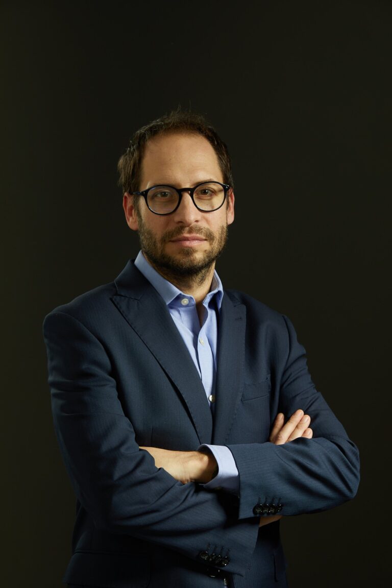 Jacek Kastelaniec: Z Hamasem sympatyzuje zarówno skrajna lewica, jak i prawica - INFBusiness
