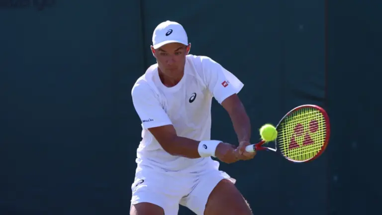 Wimbledon: Kamil Majchrzak z historycznym zwycięstwem! Wielki sukces Polaka – Tenis - INFBusiness