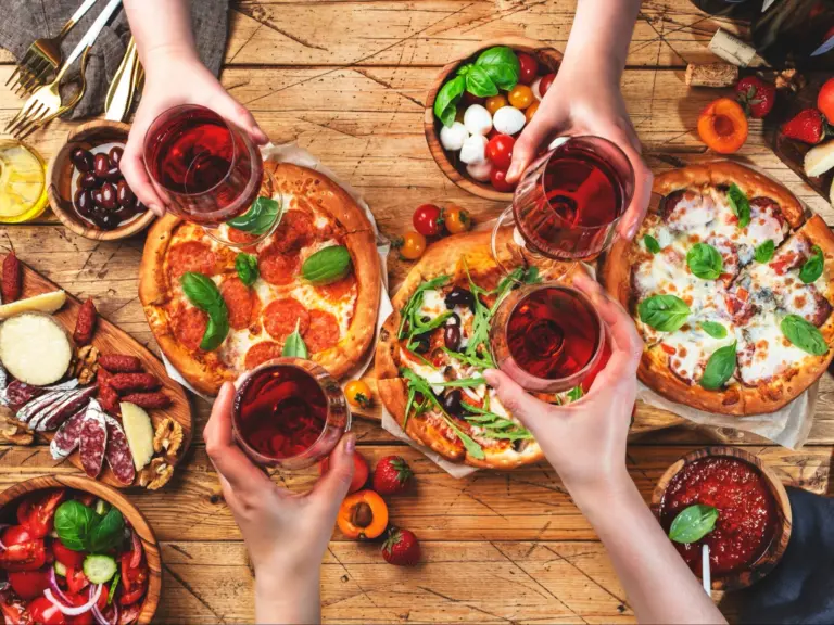 Pizza, makaron i wino, czyli sztuka łączenia włoskich smaków - INFBusiness