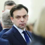 Inflacja będzie niższa, a płace będą rosły wolniej. Rząd zrewidował swoją prognozę.
