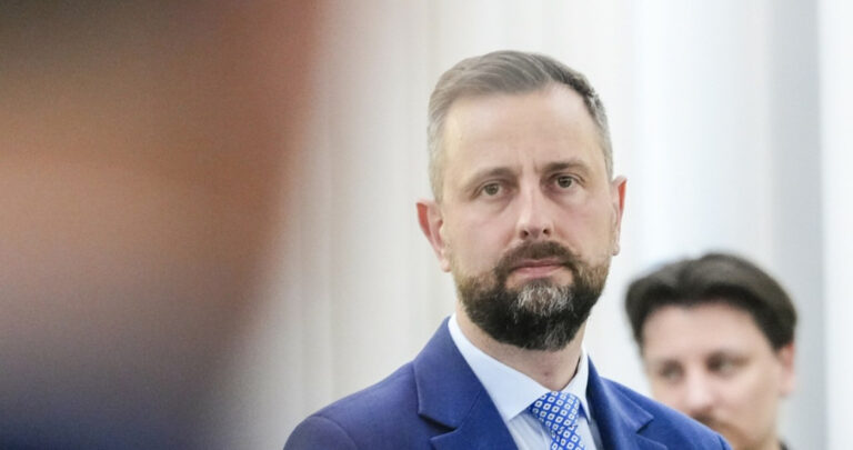 Kosiniak-Kamysz: Nie kierujmy projektu ustawy o farmach wiatrowych do prezydenta Dudy - INFBusiness