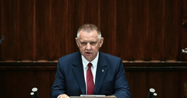 Prezes Najwyższej Izby Kontroli (NIK) wyliczył w Sejmie: „Nieprawidłowości sięgają 13 mld zł”. - INFBusiness