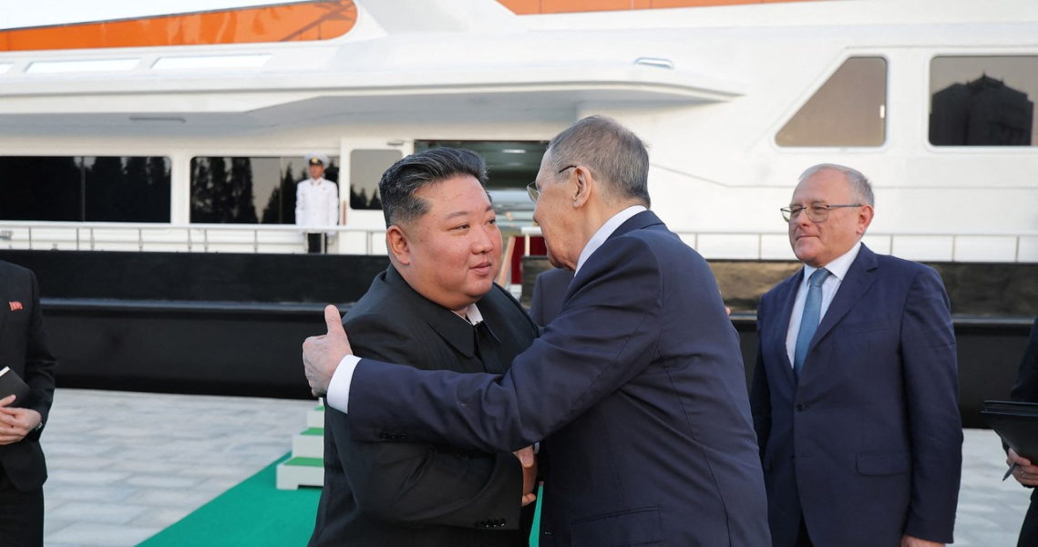 Kim Dzong Un i Siergiej Ławrow /KCNA VIA KNS /AFP