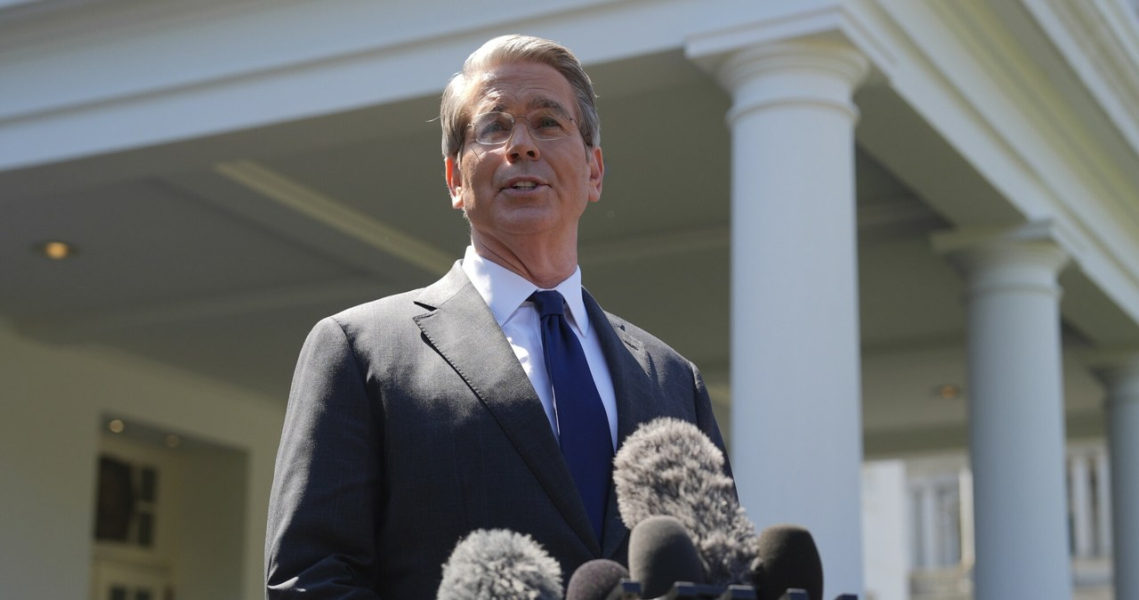 Scott Bessent, Secretary of the US Treasury, urges Europe to impose secondary tariffs on Russia if the US decides to do so /Evan Vucci/Associated Press/East News /East News