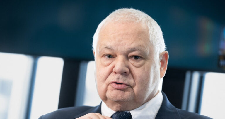 Szef NBP nie stawi się na przesłuchanie. Adam Glapiński ma inne obowiązki - INFBusiness