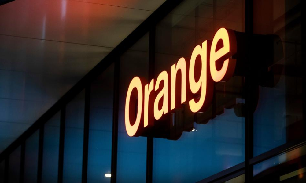 UKE: Orange nie będzie musiał dzielić się kablami internetowymi