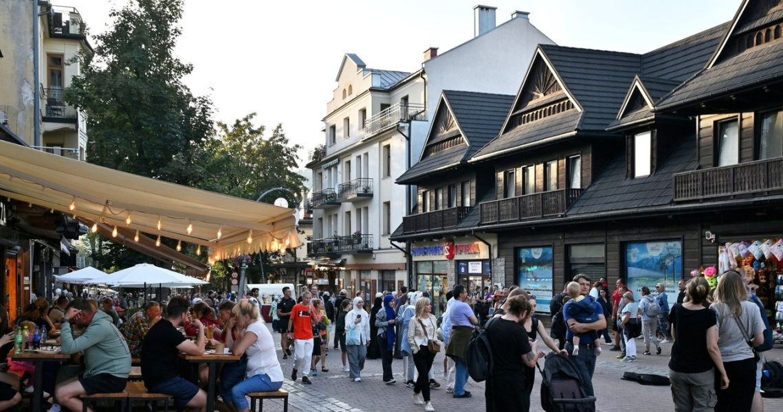 W Zakopanem niebawem zostanie otworzony nowy hotel. Zdjęcie ilustracyjne. /Paweł Murzyn/East News /East News