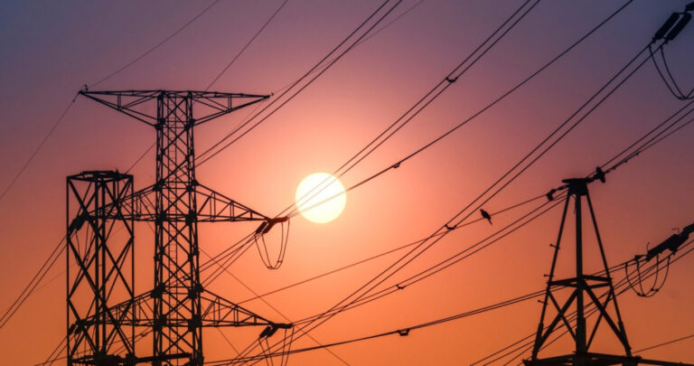 Wieczorem ceny energii wzrosły 50-krotnie. PSE poinformowało o powodach - INFBusiness