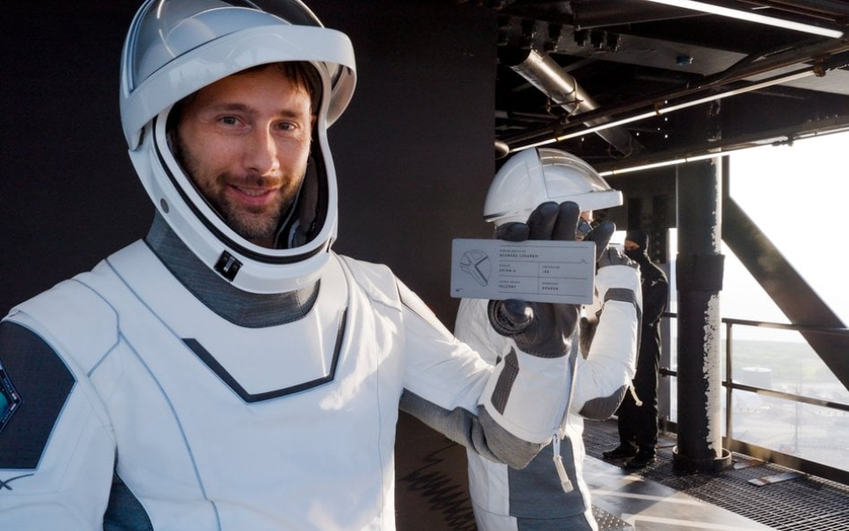 Wielkie zainteresowanie lotem w kosmos Sławosza Uznańskiego-Wiśniewskiego. Czego szukają Polacy w sieci? - INFBusiness