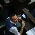 Poseł KO Marcin Józefaciuk zawieszony. Dopuścił do obecności pedofila na obradach zespołu parlamentarnego