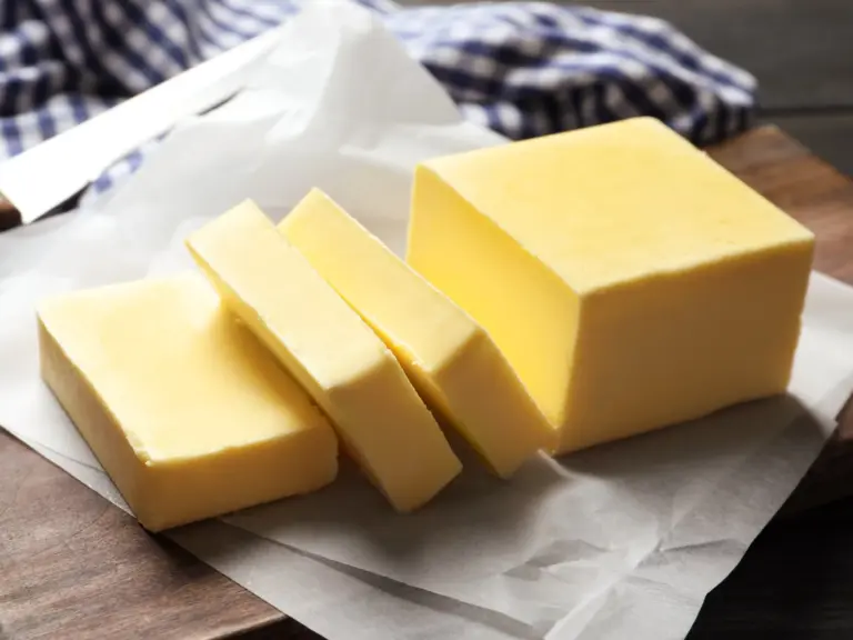 Dobre masło za darmo? Biedronka stawia jeden warunek w swojej ofercie 4+2 gratis. - INFBusiness