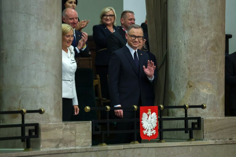 Dlaczego Andrzej Duda nie chce ułatwić młodym dostępu do psychologa - INFBusiness