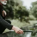 Coraz mniej wniosków o renty wdowie. Dane podał ZUS.