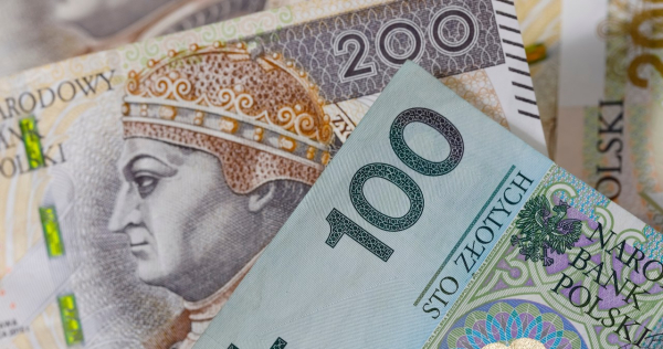 6300 zł miesięcznie dla studentów pierwszego roku. Pieniądze nie podlegają zwrotowi. - INFBusiness
