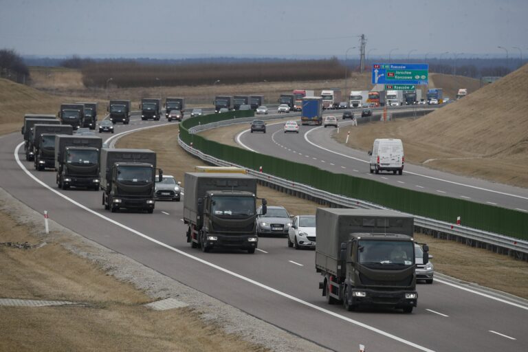 Nowy sondaż: Czy polska pomoc dla Ukrainy jest doceniana za granicą? - INFBusiness