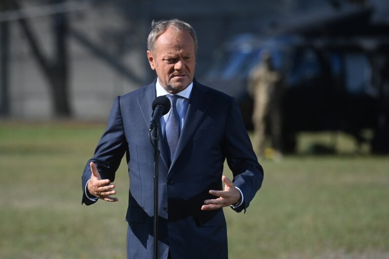 Tusk w jednostce GROM. „Polska jest dzisiaj państwem silnym” - INFBusiness
