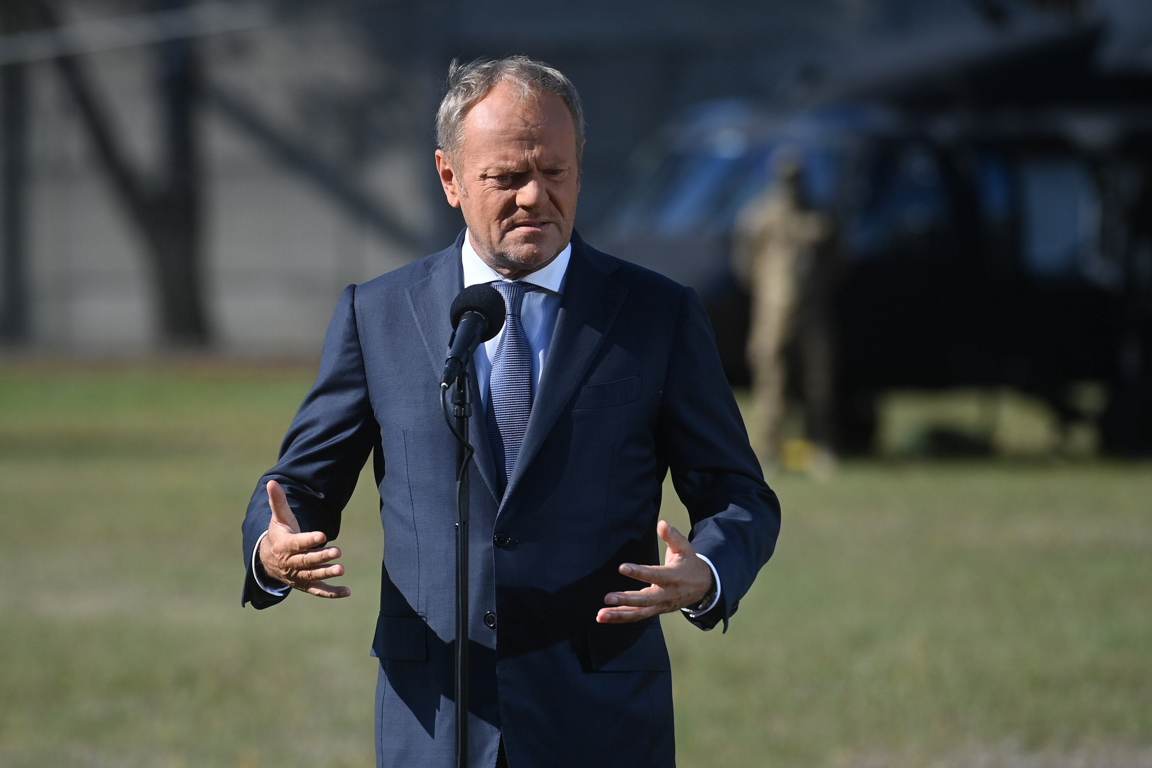 Tusk w jednostce GROM. „Polska jest dzisiaj państwem silnym” - INFBusiness