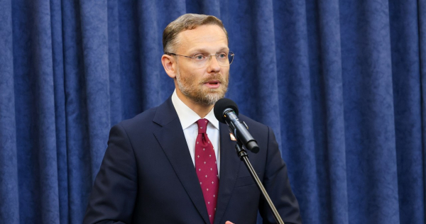 „Czterej jeźdźcy Apokalipsy” Domańskiego. Bogucki krytykuje budżet i rząd. - INFBusiness