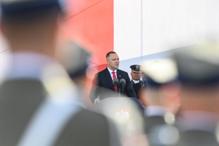 Nawrocki już w pierwszym dniu urzędowania nie dotrzymał słowa i nie spełnił obietnicy - INFBusiness