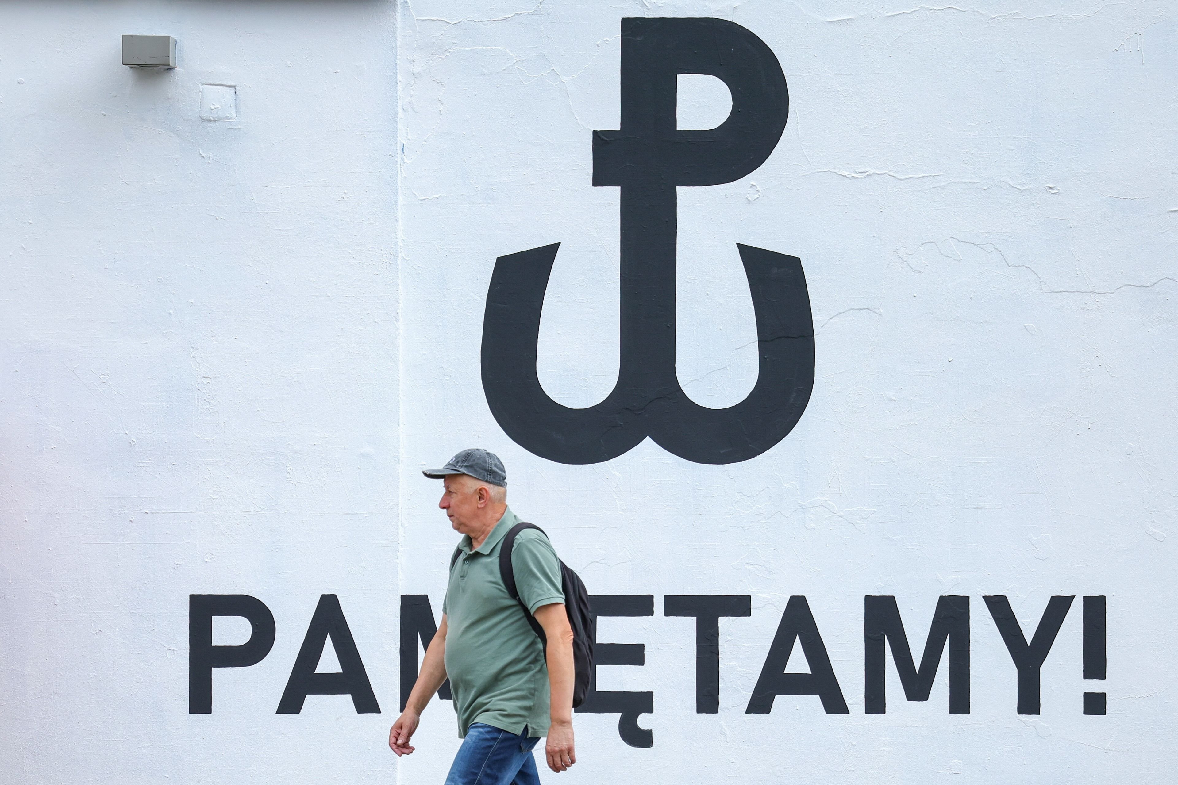 Sondaż „Rz”: Powstanie Warszawskie powinno wybuchnąć? Polacy podzieleni, ale mniej - INFBusiness