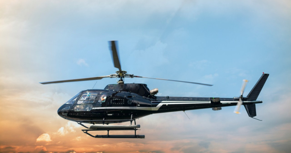 Lecą na szczyt helikopterem, żeby zrobić zdjęcie. Włosi mają już dość. - INFBusiness