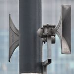 Jak reagować na sygnały alarmowe? Co oznaczają poszczególne sygnały? Poradnik.