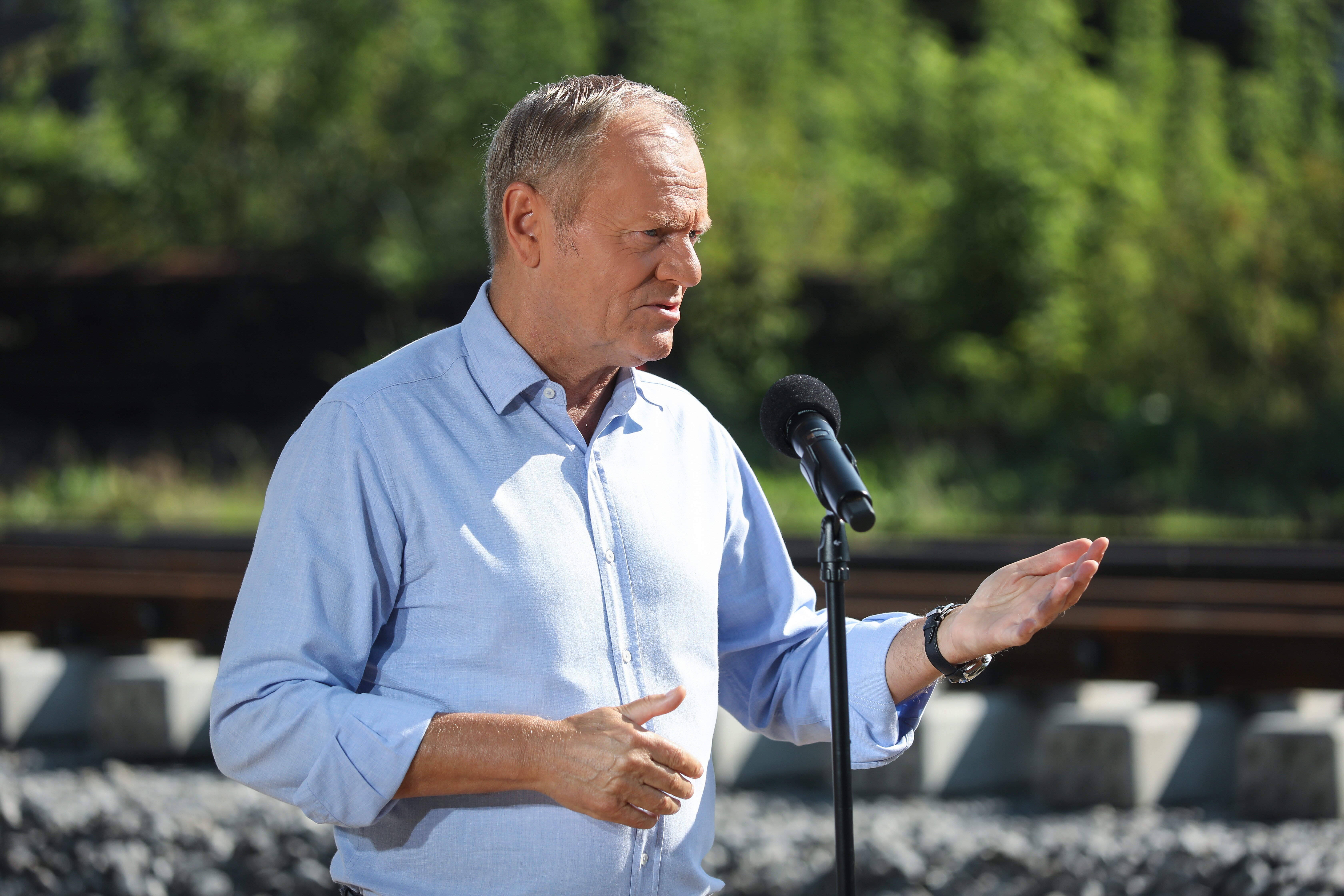 Donald Tusk wzywa USA i Europę do podjęcia działań po masowym ataku Rosji na Ukrainę - INFBusiness