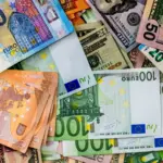 Kursy walut z 10 września 2025 r. Ile kosztują dolar, euro, funt i frank?