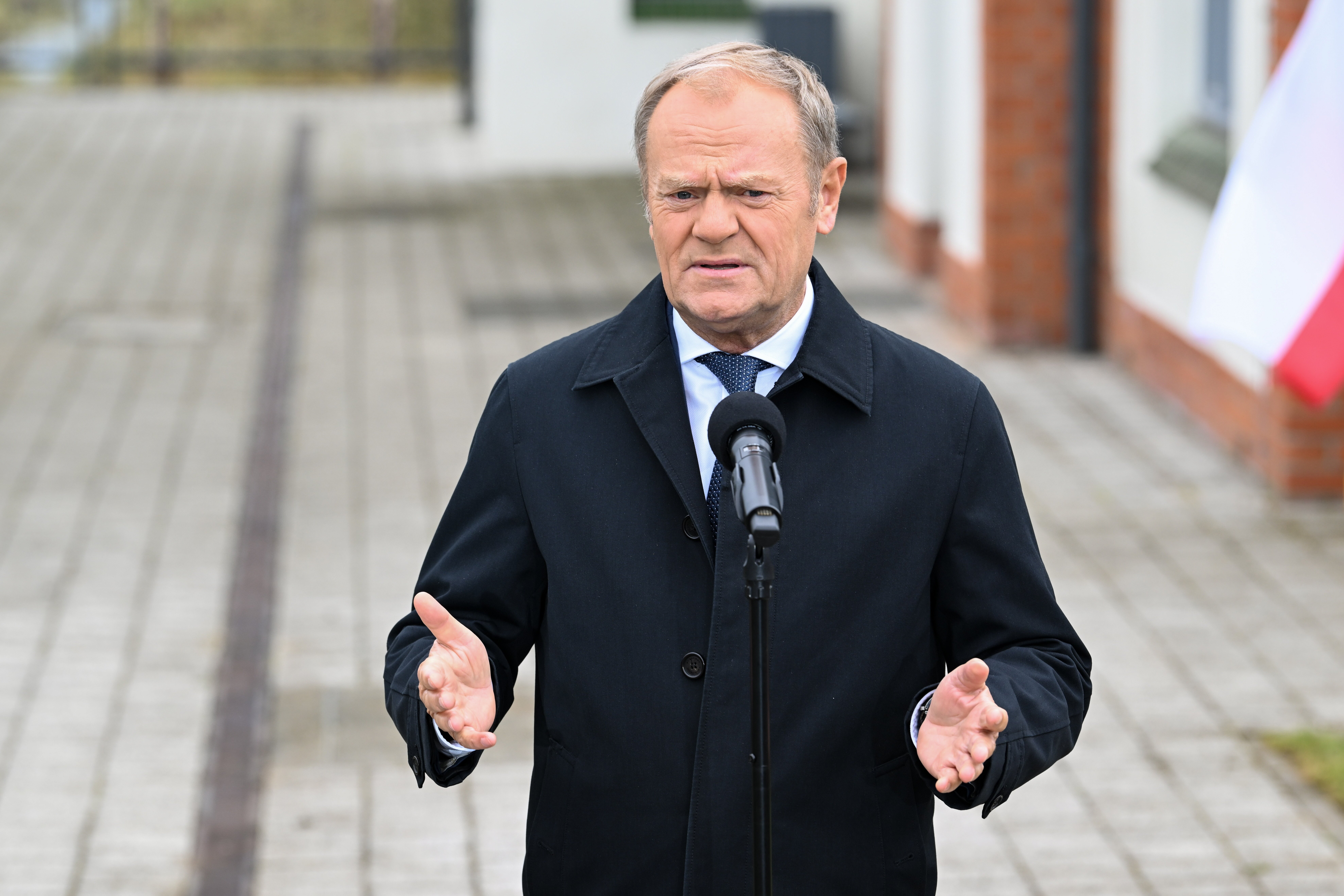Donald Tusk komentuje sprawę Sławomira Nowaka. Odniósł się do opozycji - INFBusiness