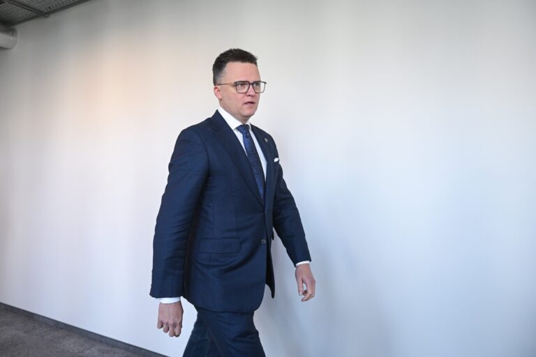 Shimon Hołownia chce zostać Wysokim Komisarzem ONZ ds. Uchodźców. Liczy na wsparcie. - INFBusiness