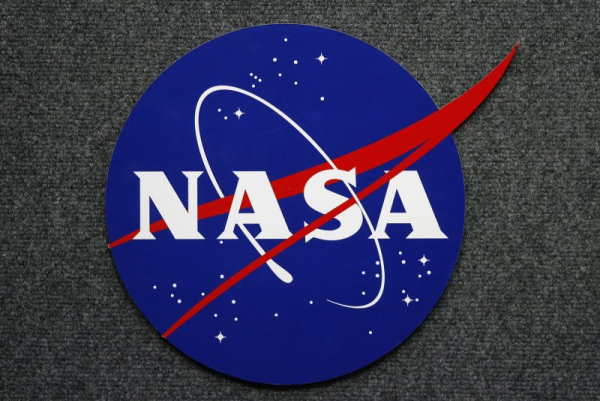 Kosmiczny Teleskop Jamesa Webba NASA obserwuje międzygwiezdną kometę 3i/ATLAS - INFBusiness